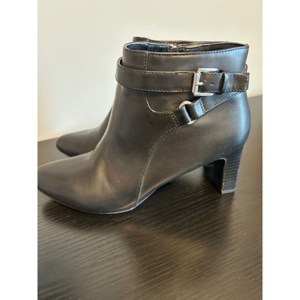 Chaps‎ Womens Black Heeled Ankle Boots Buckle Zip Pointed Toe Size 8.5B - Picture 5 of 8